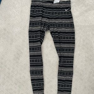 Nike Small black and white fair isle leggings